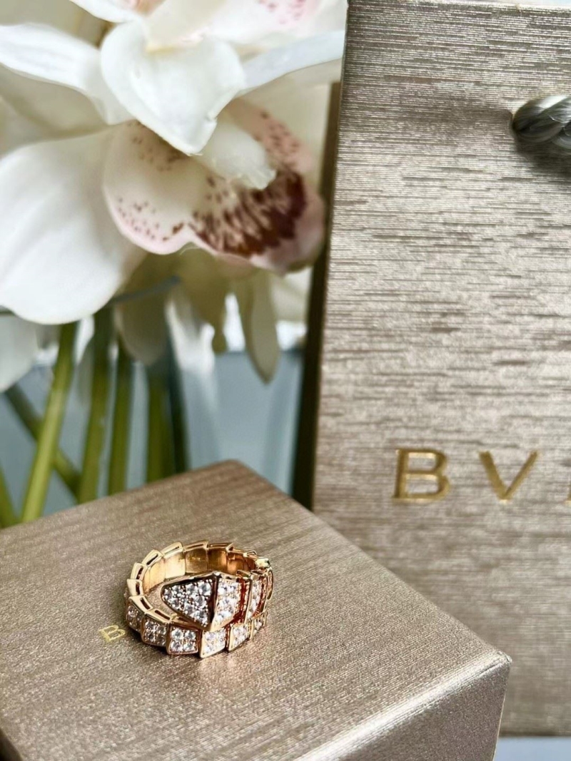 Bv1g*ai rings